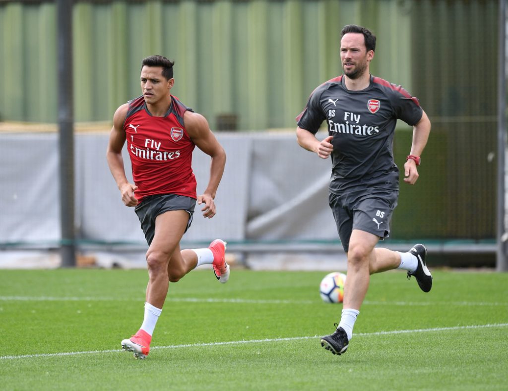 Wenger: Alexis will stay and he looks as sharp as ever 2 Alexis 12