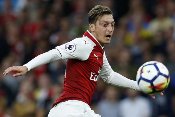 ozil leicester