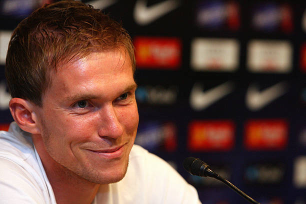 Barcelona's new player Belarus international midfielder Alexander Hleb gives a press conference on July 16, 2008 at the Nou Camp stadium in Barcelo...