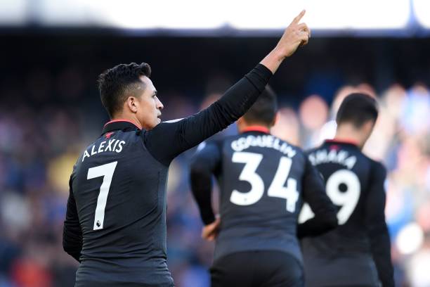 alexis v everton