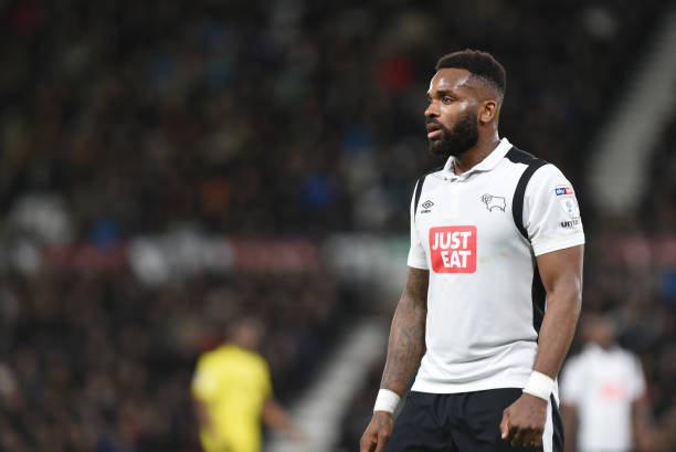 Darren Bent believes Wilfried Zaha handed in transfer request to join Arsenal - rather than Everton 3 darren bent