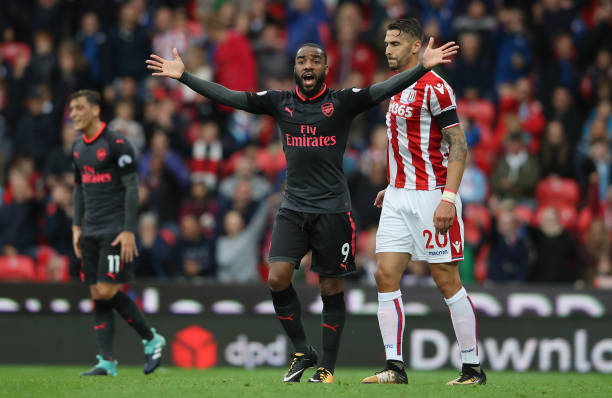 lacazette v stoke2