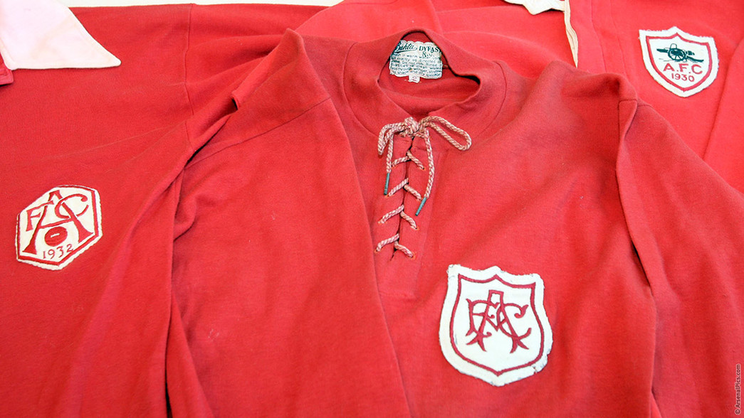 1927, 1930 and 1932 FA Cup final kits