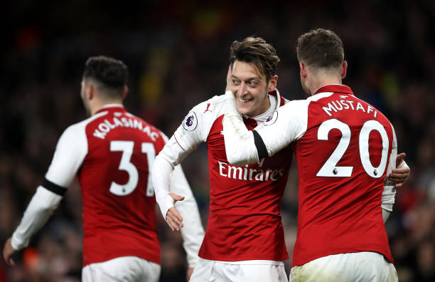 ozil huddersfield 2