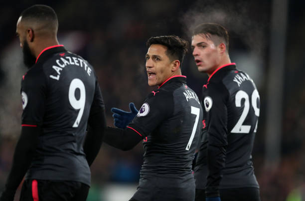 alexis granit xhaka alexandre lacazette crystal palace