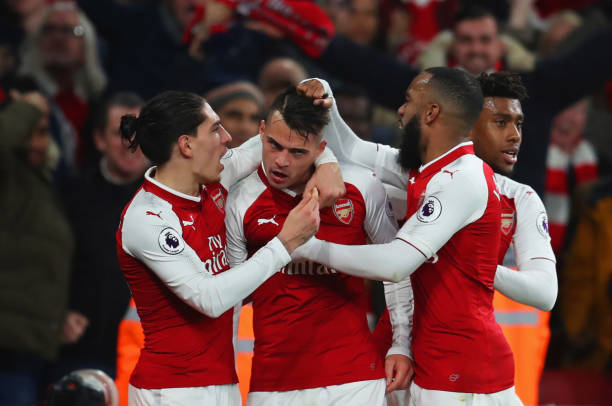 xhaka scores liverpool