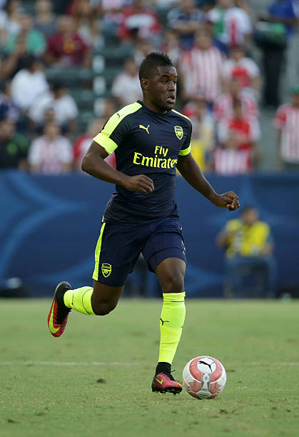 Betis consider Campbell loan cancellation for player in 'better condition' 3 CARSON, CA - JULY 31: Joel Campbell #28 of Arsenal in action against Chivas de Guadalajara at StubHub Center on July 31, 2016 in Carson, California. (Photo by Jeff Gross/Getty Images)
