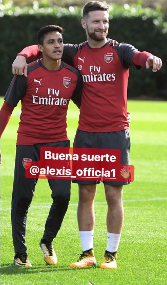 Elneny sticks knife into Alexis Sanchez as team's feelings become clear 2 mustafi instagram story