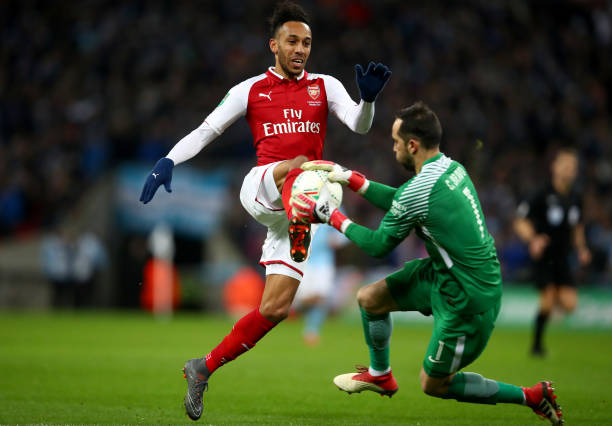 Picking out the worst performers: Arsenal ratings v Manchester City 4 LONDON, ENGLAND - FEBRUARY 25: Claudio Bravo of Manchester City and Pierre-Emerick Aubameyang of Arsenal compete for the ball during the Carabao Cup Final between Arsenal and Manchester City at Wembley Stadium on February 25, 2018 in London, England. (Photo by Julian Finney/Getty Images)
