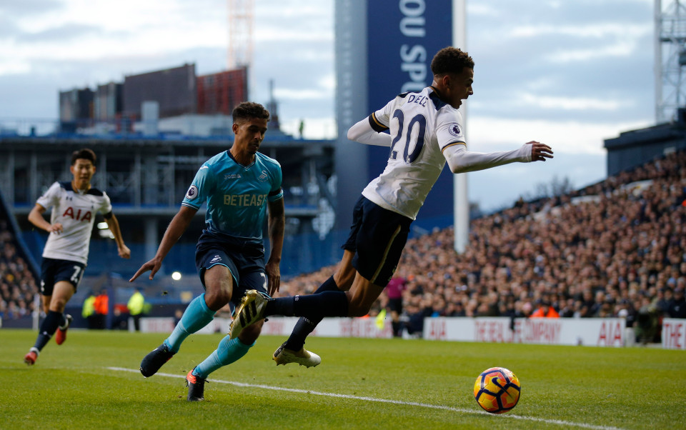 Arsenal get booked for diving more than Tottenham or Liverpool 3 dele alli dive 1