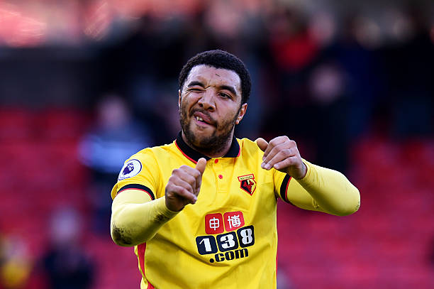 Arsenal Tuesday briefing: Mari threat, Admirable Nelson, bothering Troy Deeney & more 6 WATFORD, ENGLAND - DECEMBER 26: Troy Deeney of Watford applauds the fans after the Premier League match between Watford and Crystal Palace at Vicarage Road on December 26, 2016 in Watford, England. (Photo by Tony Marshall/Getty Images)
