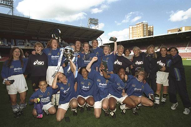 4 May 1997: The Millwall Lionesses celebrate winning Women's FA Cup after beating Wembley Ladies at Upton Park in London, England. Millwall Lionesses won 1-0. \ Mike Hewitt /Allsport