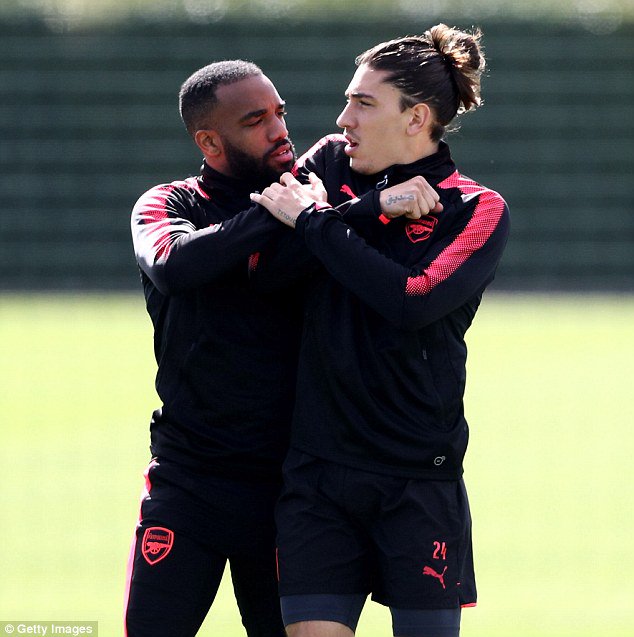 alexandre lacazette hector bellerin