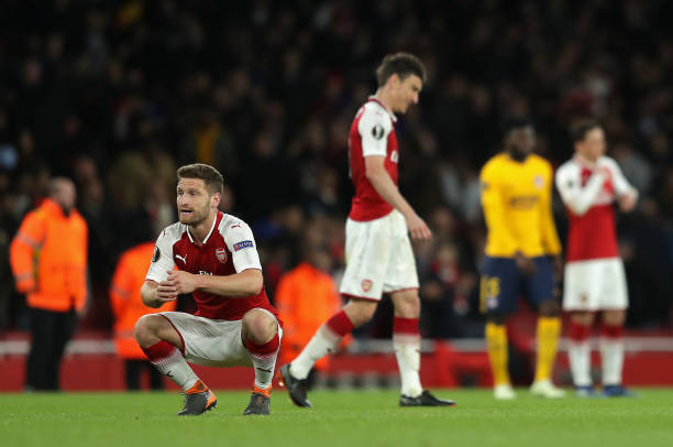 LONDON, ENGLAND - APRIL 26: Shkodran Mustafi of Arsenal looks at the UEFA Europa League Semi final match between Arsenal FC and Atletico Madrid at Emirates Stadium on April 26, 2018 in London, United Kingdom. (Photo by Richard Heathcote / Getty Images)