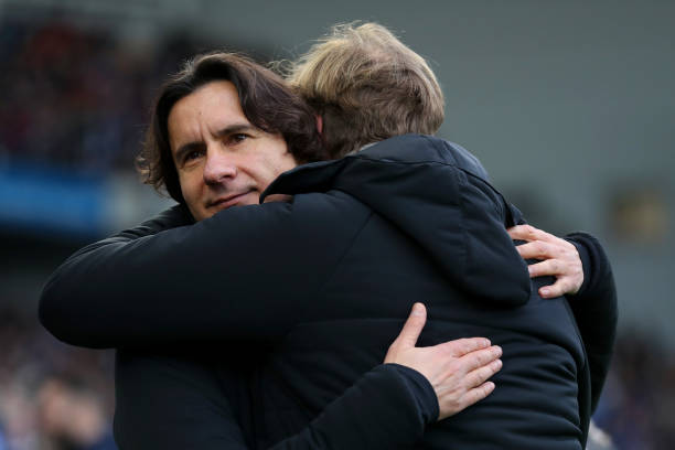Sven Mislintat contacts 56-year-old to take over from Arsene Wenger 2 BRIGHTON, ENGLAND - DECEMBER 02: Jurgen Klopp, Manager of Liverpool embraces Zeljko Buvac, assistant manager of Liverpool before the Premier League match between Brighton and Hove Albion and Liverpool at Amex Stadium on December 2, 2017 in Brighton, England. (Photo by Dan Istitene/Getty Images)