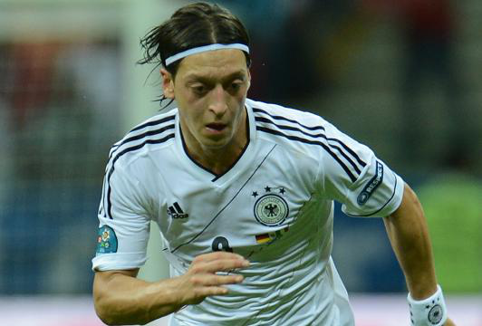 Sign of the times? Just 8 Gunners in World Cup squads excluding Lichtsteiner 3 Mesut Ozil Sponsored Post Image