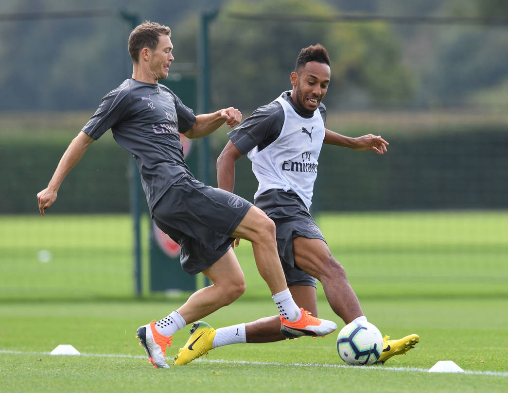 lichtsteiner aubameyang training