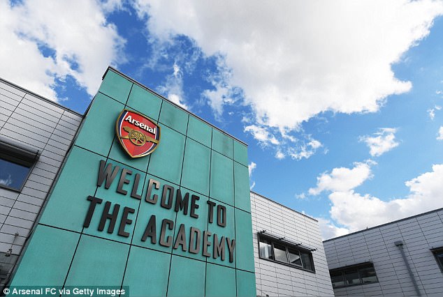 arsenal academy hale end