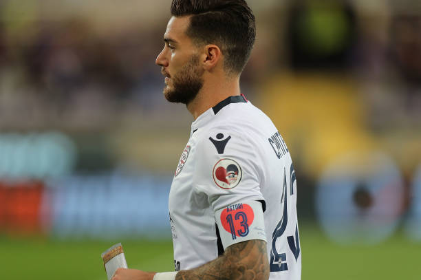 FLORENCE, ITALY - OCTOBER 21: Luca Ceppitelli of Cagliari in action during the Serie A match between ACF Fiorentina and Cagliari at Stadio Artemio Franchi on October 21, 2018 in Florence, Italy.  (Photo by Gabriele Maltinti/Getty Images)