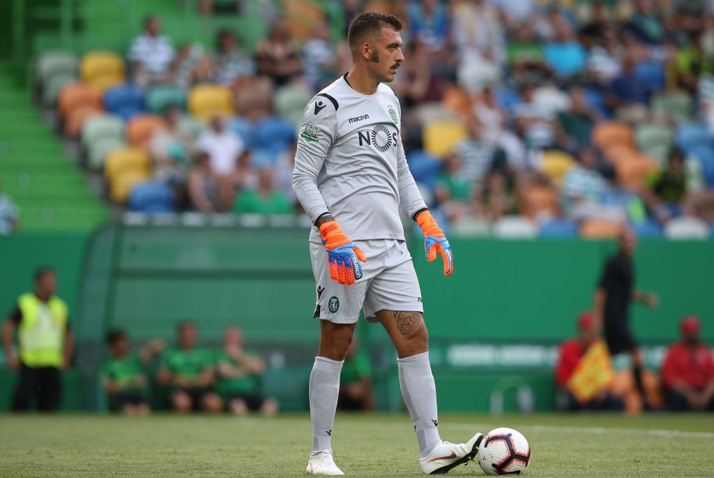 LISBON, PORTUGAL - AUGUST 5: Emiliano Viviano of Sporting CP in action during the Pre-Season Friendly match between Sporting CP and Empoli FC at Es...