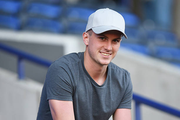 BOLTON, ENGLAND - AUGUST 30: Arsenal's Rob Holding (r)looks on during the Checkatrade Trophy group match between Bolton Wanderers and Everton under...