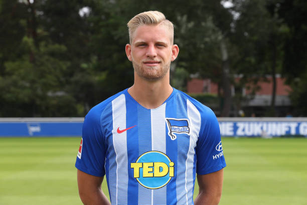 BERLIN, GERMANY - JULY 23: Arne Maier of Hertha BSC poses during the team presentation at Schenkendorffplatz on July 23, 2018 in Berlin, Germany. (...