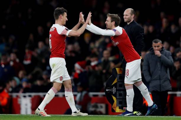 Early team news: Arsenal get double boost ahead of Southampton game 4 Arsenal's Spanish defender Nacho Monreal (R) taps hands with Arsenal's French defender Laurent Koscielny as he comes on to replace him during their UEFA Europa league Group E football match between Arsenal and FK Qarabag at the Emirates stadium in London on December 13, 2018. (Photo by Adrian DENNIS / AFP)
