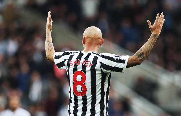 NEWCASTLE UPON TYNE, ENGLAND - OCTOBER 20: Jonjo Shelvey of Newcastle United gestures during the Premier League match between Newcastle United and ...