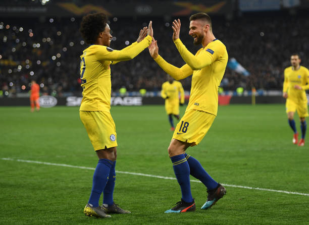 Olivier Giroud not happy being back-up at Chelsea, could move for free 2 KIEV, UKRAINE - MARCH 14: Olivier Giroud of Chelsea celebrates with teammate Willian after scoring his third and his team's fourth goal during the UEFA Europa League Round of 16 Second Leg match between Dynamo Kyiv and Chelsea at NSC Olimpiyskiy Stadium on March 14, 2019 in Kiev, Ukraine. (Photo by Mike Hewitt/Getty Images)