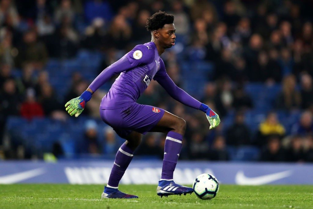 LONDON, ENGLAND - APRIL 15: Arthur Okonkwo of Arsenal in action during the Premier League 2 match between Chelsea and Arsenal at Stamford Bridge on April 15, 2019 in London, England. (Photo by Naomi Baker/Getty Images)