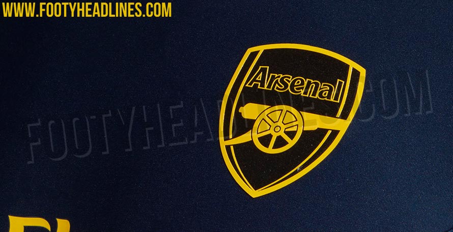 Adidas Arsenal 2019/20 International Training Kit (Photo via FootyHeadlines.com)
