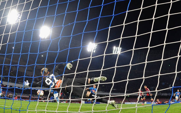 Carlo Ancelotti calls for Napoli improvement ahead of Arsenal after weekend disappointment 3 NAPLES, ITALY - APRIL 07: Dries Mertens of SSC Napoli scores the 1-0 goal during the Serie A match between SSC Napoli and Genoa CFC at Stadio San Paolo on April 7, 2019 in Naples, Italy. (Photo by Francesco Pecoraro/Getty Images)