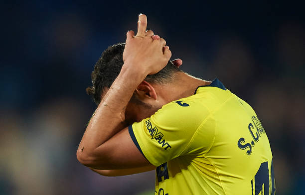 VILLAREAL, SPAIN - APRIL 02: Santi Cazorla of Villarreal reacts following the La Liga match between Villarreal CF and FC Barcelona at Estadio de la...