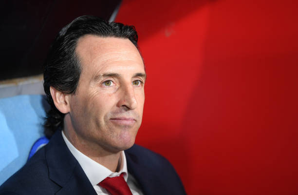 NAPLES, ITALY - APRIL 18: Unai Emery, manager of Arsenal looks on during the UEFA Europa League Quarter Final Second Leg match between S.S.C. Napol...