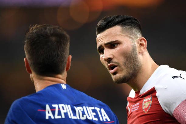 Schalke want to sign Sead Kolasinac back 2 BAKU, AZERBAIJAN - MAY 29: Sead Kolasinac of Arsenal confronts Cesar Azpilicueta of Chelsea during the UEFA Europa League Final between Chelsea and Arsenal at Baku Olimpiya Stadionu on May 29, 2019 in Baku, Azerbaijan. (Photo by Shaun Botterill/Getty Images)