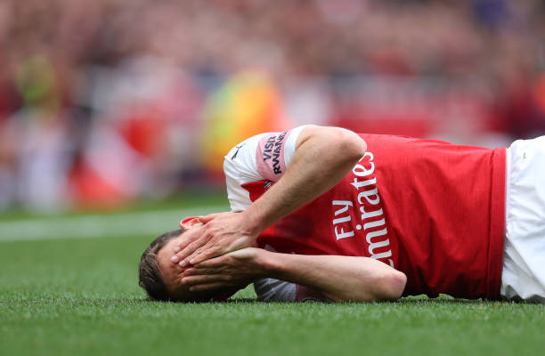 LONDON, ENGLAND - MAY 05: Stephen Lichtsteiner of Arsenal  during the Premier League match between Arsenal FC and Brighton & Hove Albion at Emirates Stadium on May 05, 2019 in London, United Kingdom. (Photo by Catherine Ivill/Getty Images)