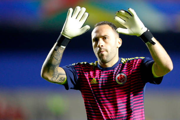 SAO PAULO, BRAZIL - JUNE 19: David Ospina of Colombia waves prior to the Copa America Brazil 2019 group B match between Colombia and Qatar at Morum...