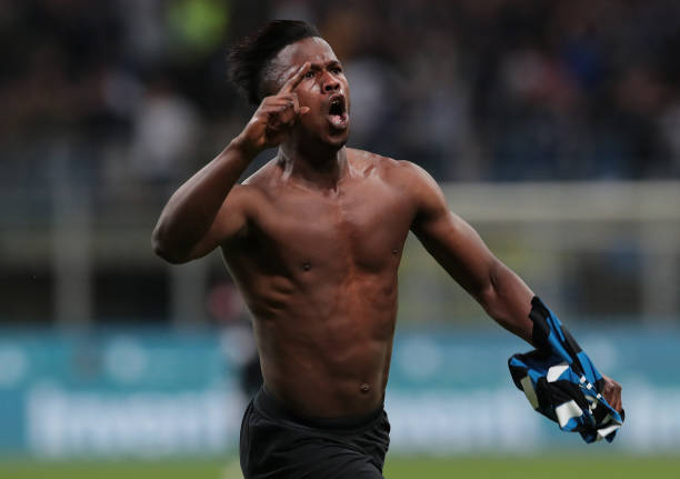 MILAN, ITALY - MAY 26: Keita Balde of FC Internazionale celebrates after scoring the opening goal during the Serie A match between FC Internazional...