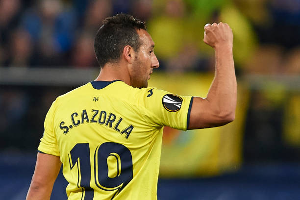 VILLAREAL, SPAIN - APRIL 11: Santi Cazorla of Villarreal CF celebrates after scoring his team's first goal during the UEFA Europa League Quarter Fi...