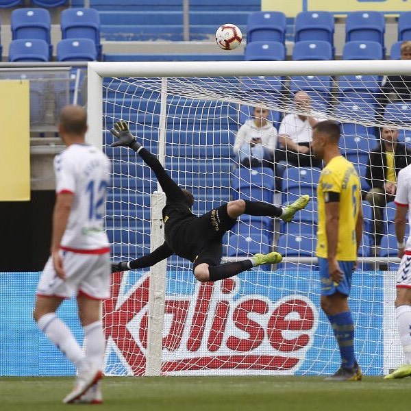 Arsenal interested in 21-year-old goalkeeper Josep Martinez 2 60379896 660832871026345 5997456892202120889 n