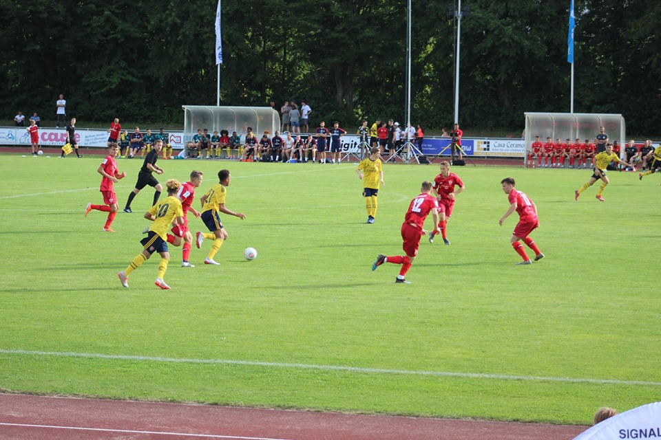 Arsenal youth draw with Bayern but suffer defeat to Stuttgart: U17 Bundesliga Cup Day 1 roundup 3 Arsenal playing in the u17 Bundesliga Cup against VfB Stuttgart (Photo via Facebook / u17-Bundesliga Cup)