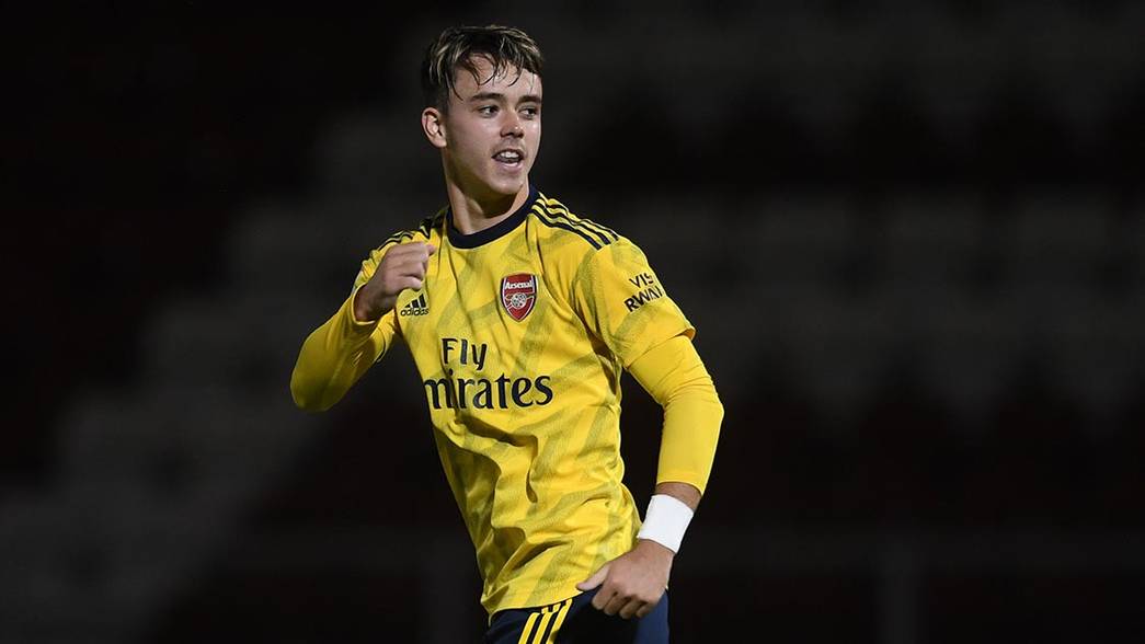 NORTHAMPTON, ENGLAND - AUGUST 27: Robbie Burton of Arsenal during the Leasing.com match between Northampton Town and Arsenal U21 at PTS Academy Sta...