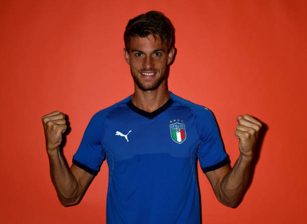 FLORENCE, ITALY - SEPTEMBER 04: Daniele Rugani of Italy poses during the official portrait session at Centro Tecnico Federale di Coverciano on September 4, 2018 in Florence, Italy. (Photo by Claudio Villa/Getty Images)