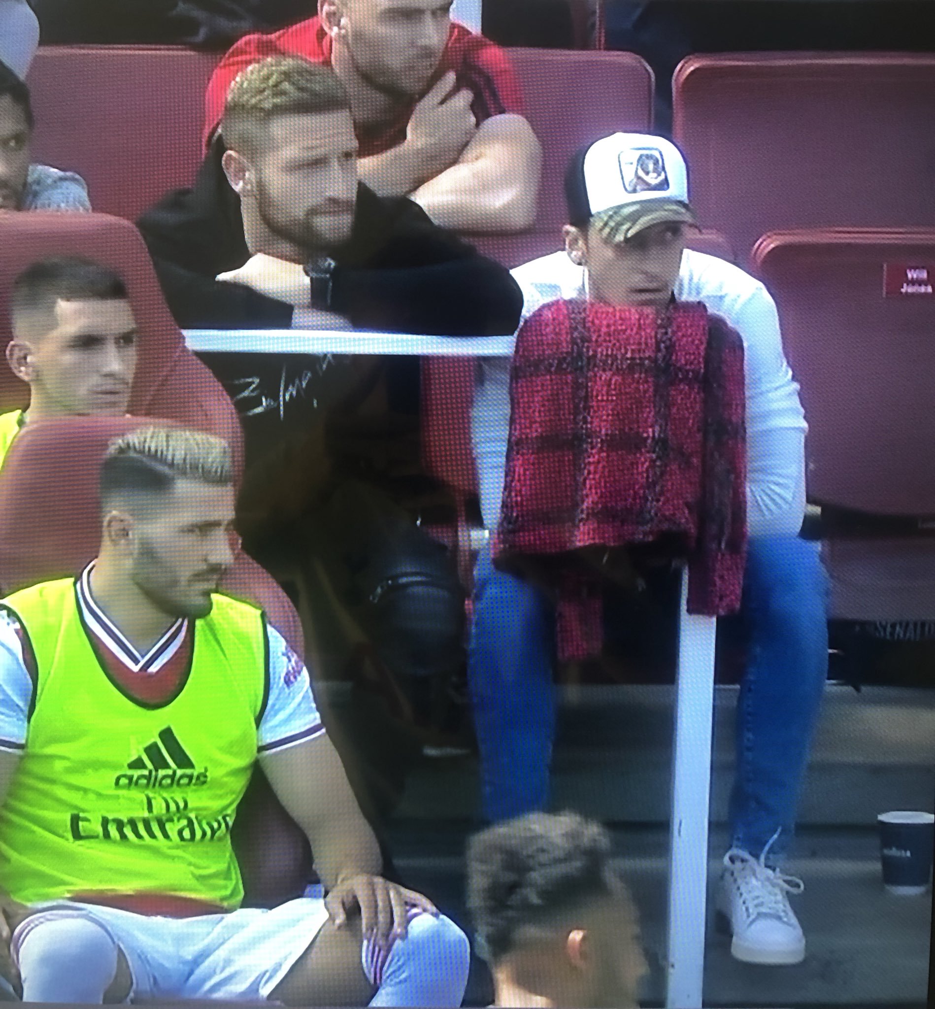 mesut ozil and shkodran mustafi watch arsenal