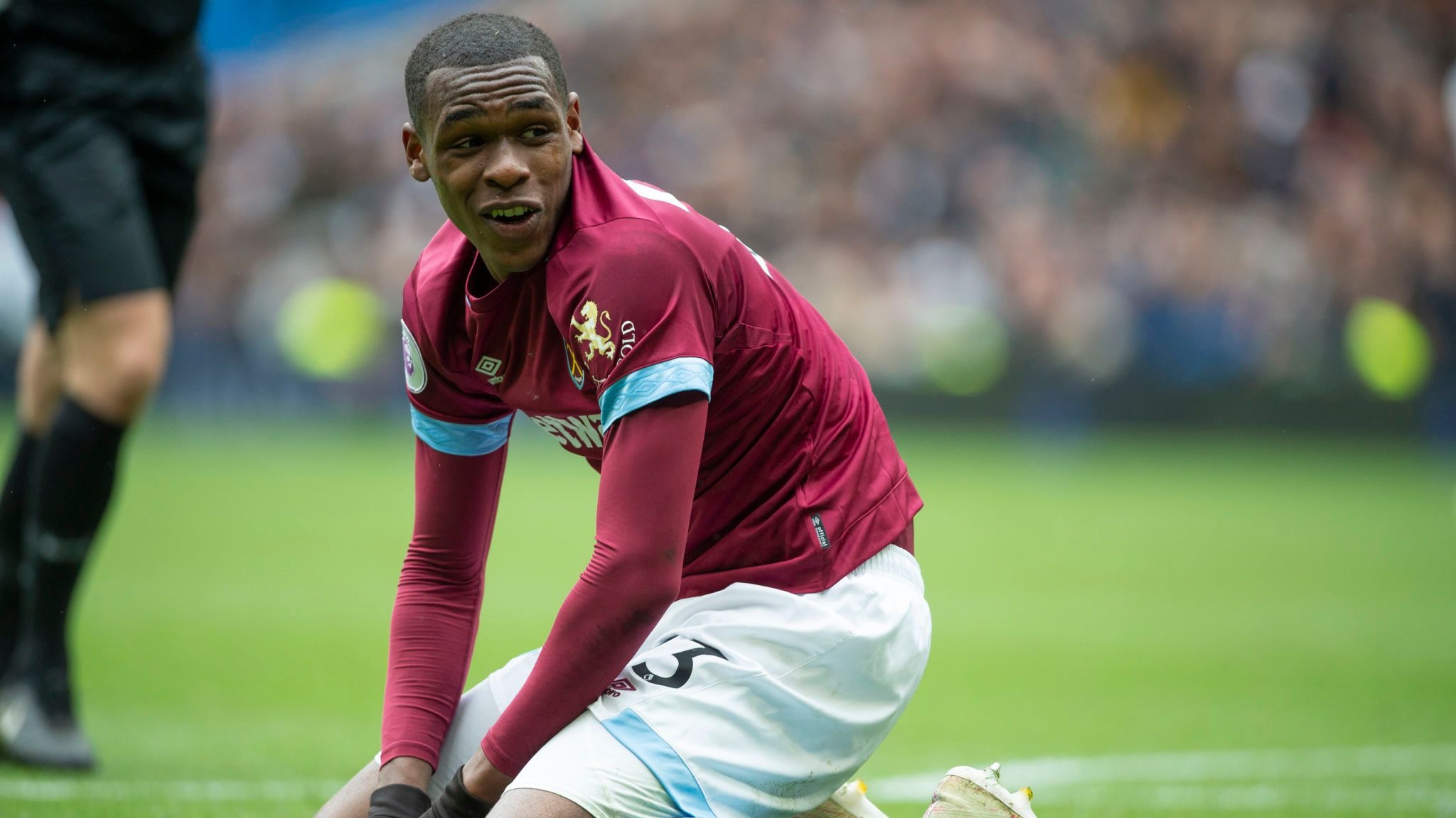 Issa Diop (Photo via Twitter / IssaDiop97)