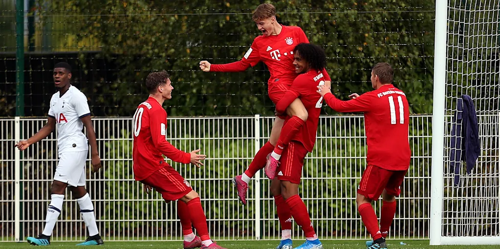 Tottenham Hotspur and Bayern Munich u19s during their UEFA Youth League clash via FCBayern.com