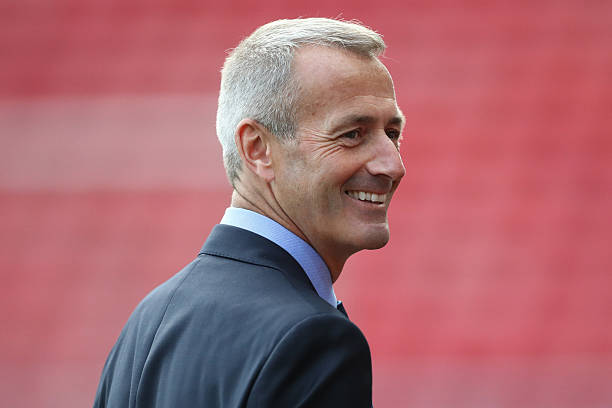 SUNDERLAND, ENGLAND - OCTOBER 29: Referee Martin Atkinson is seen prior to the Premier League match between Sunderland and Arsenal at the Stadium o...