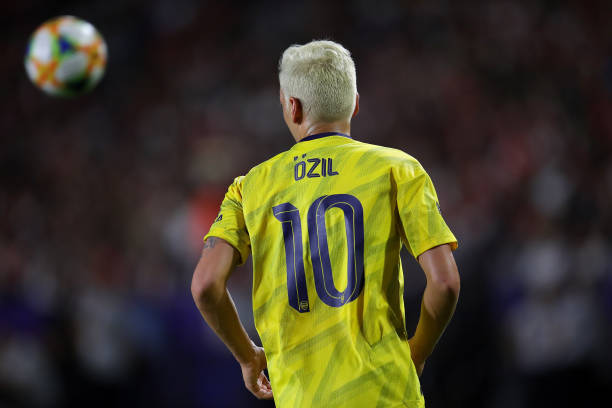 CARSON, CALIFORNIA - JULY 17: Mesut Oezil of Arsenal London looks on during the 2019 International Champions Cup match between Arsenal London and F...