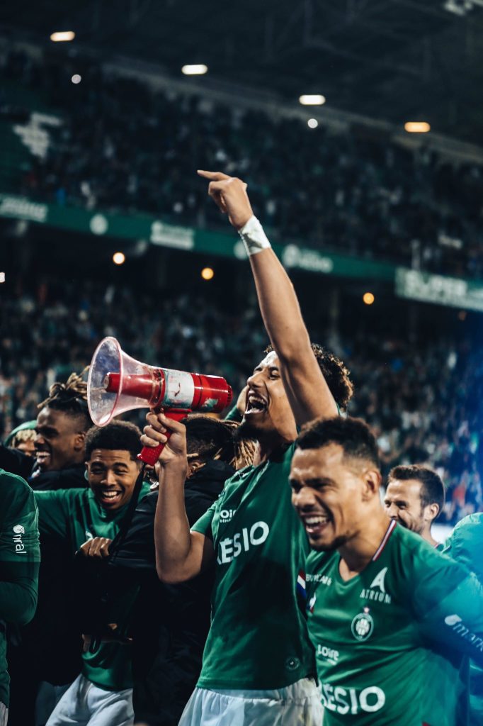 william saliba celebrates