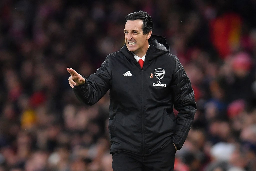 LONDON, ENGLAND - NOVEMBER 02: Manager of Arsenal, Unai Emery makes a point during the Premier League match between Arsenal FC and Wolverhampton Wa...
